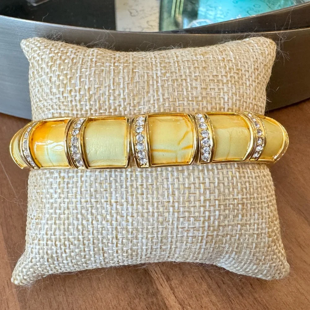 Joan Rivers Yellow Enameled Stretch Bracelet - Picture 5 of 8
